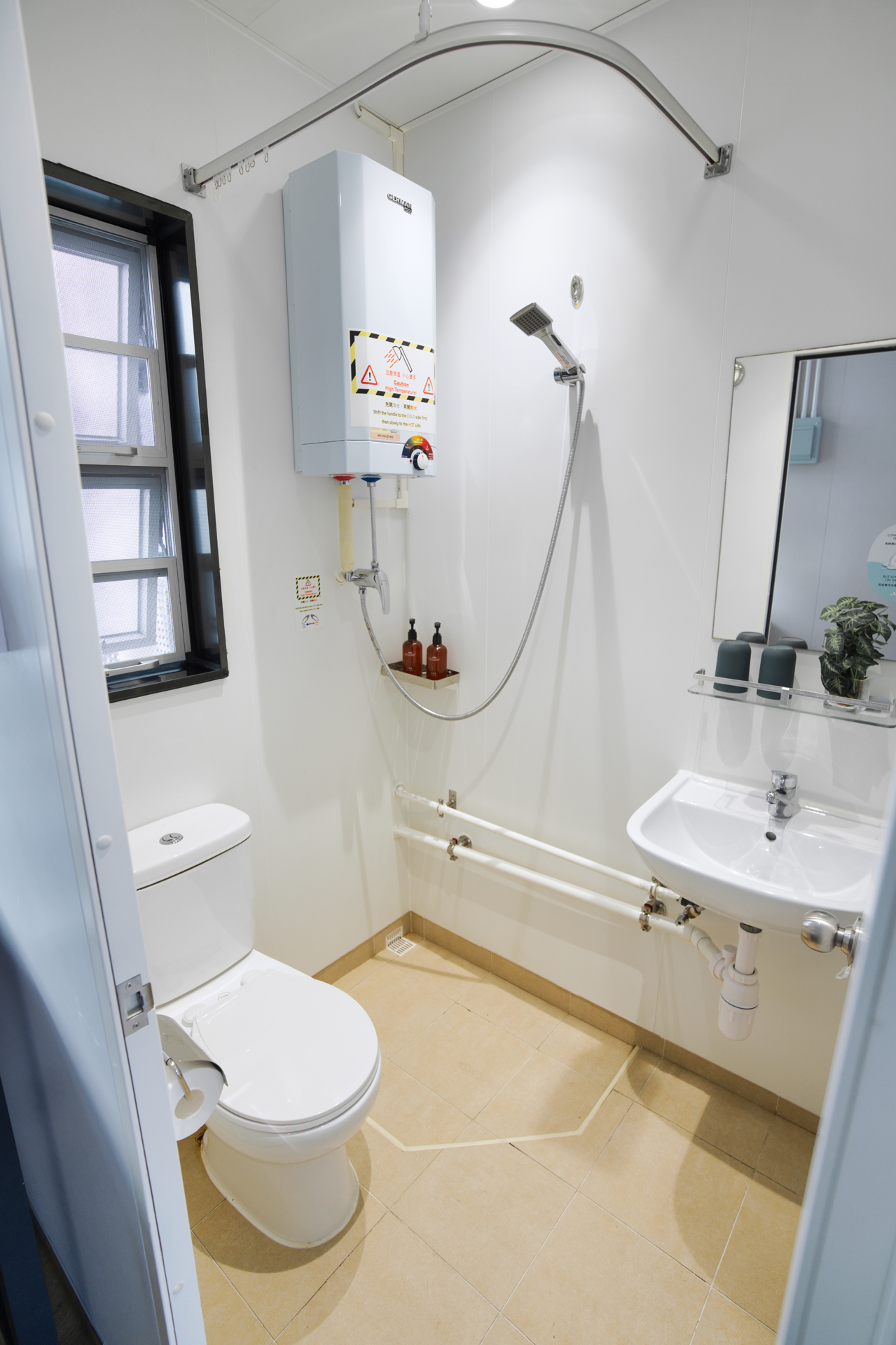 Superior Double Shower